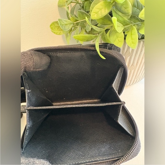 Prada Black woman’s Wallet - Picture 6 of 6